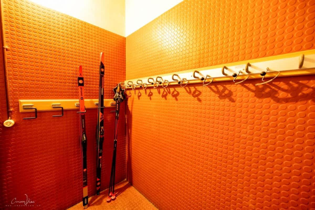 Charming Apartment In St Moritz المظهر الخارجي الصورة